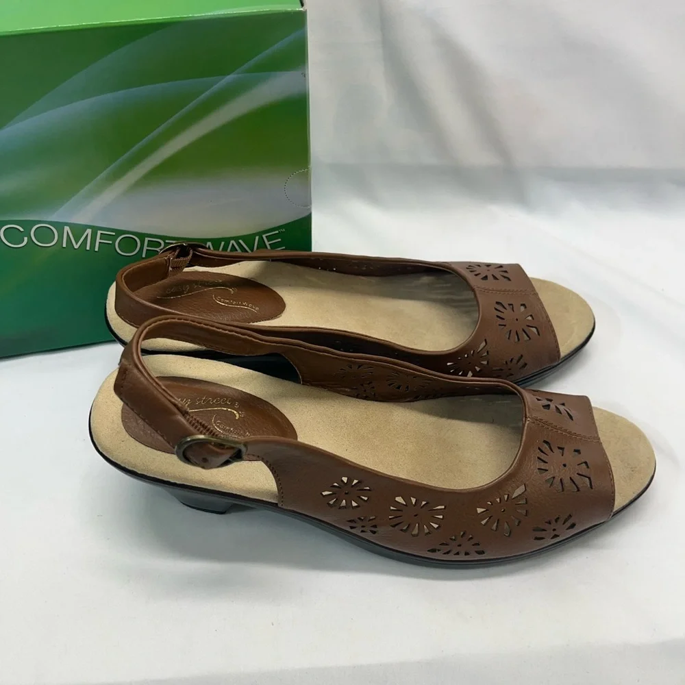 Easy Street Slingback Sandals Die Cut Leather Uppers 9 Kaley Tan‎ Brown New